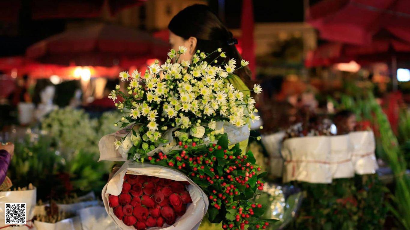 Khám Phá Ngay 15 Địa Điểm Chụp Hình Ngày Tết Siêu Đẹp Tại Hà Nội