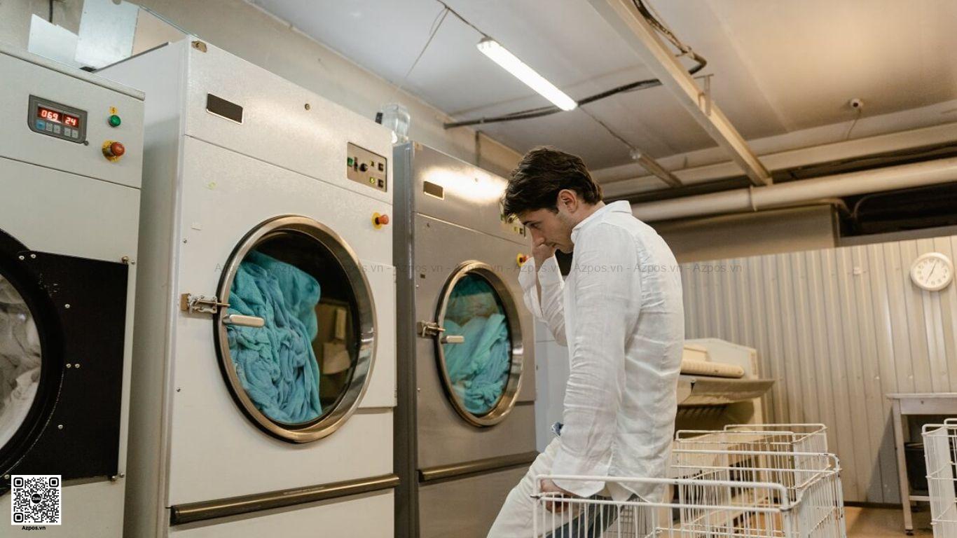 Chọn Máy Giặt Công Nghiệp Hay Máy Giặt Dân Dụng Cho Tiệm Giặt Ủi