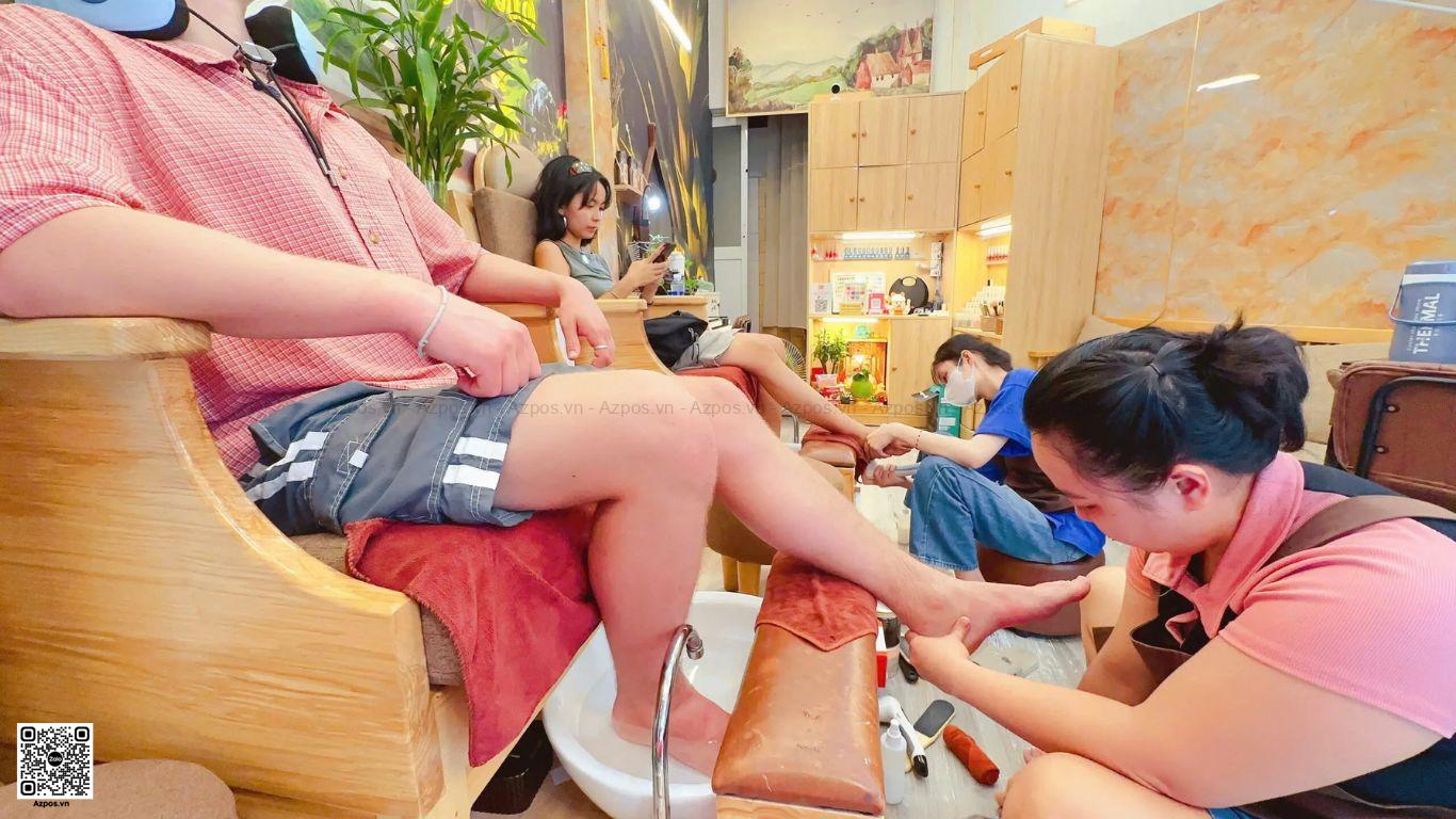 7 Cách Đơn Giản Giúp Bạn Kiểm Tra Việc Vệ Sinh Dụng Cụ Tại Tiệm Spa Nail