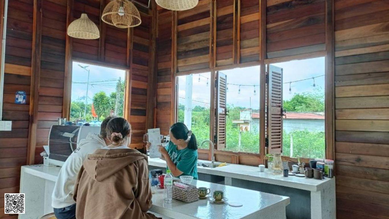 Làm Thế Nào Để Quản Lý Nhân Viên Giữ Vệ Sinh Quán Cà Phê
