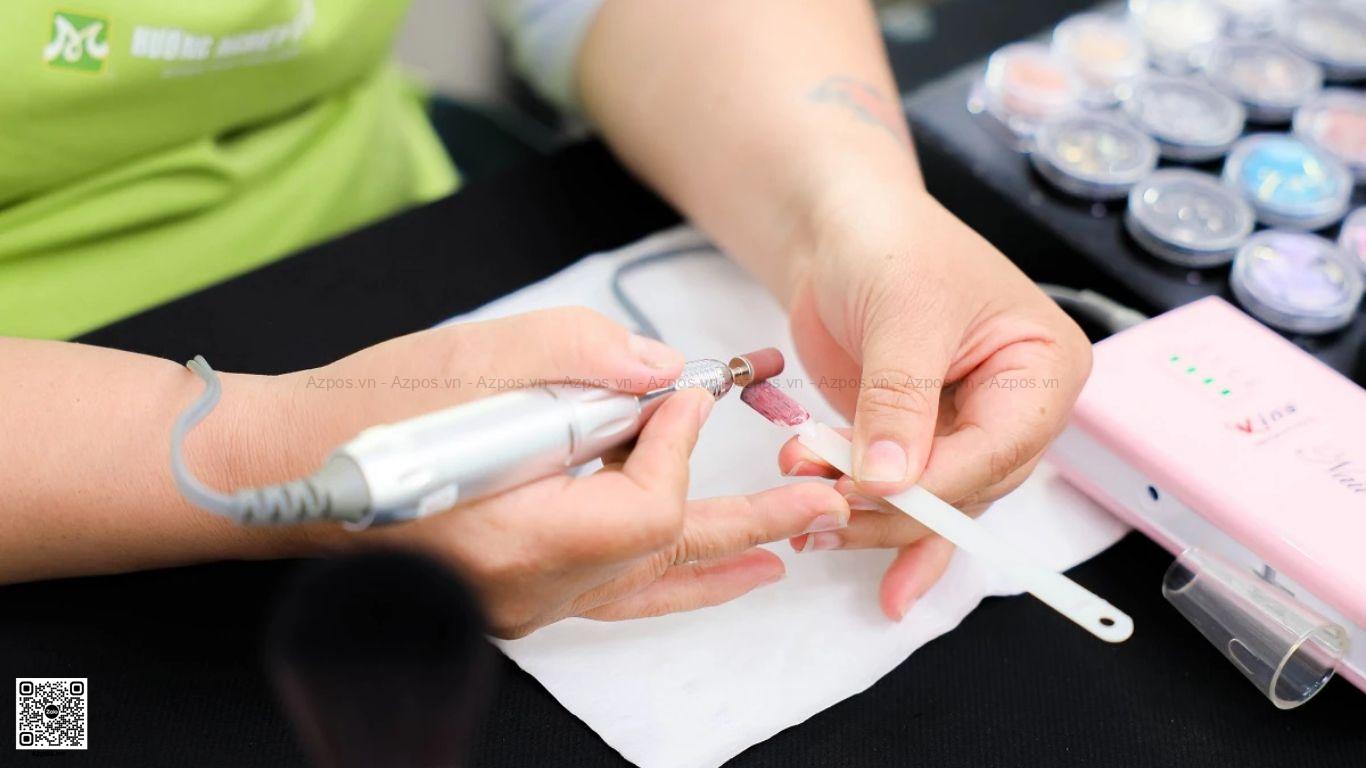 Top 8 Các Vật Dụng Không Thể Thiếu Khi Mở Tiệm Spa Nail