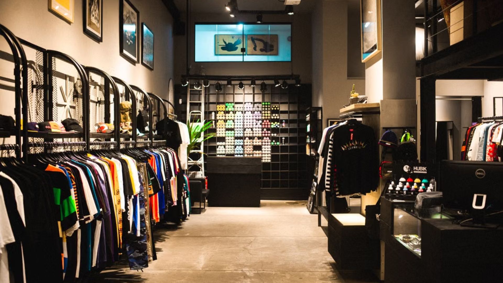 Máy tính tiền shop quần áo, mỹ phẩm: Quản lý size, màu và mã vạch