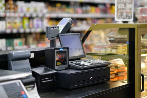 Máy tính tiền in bill đang được sử dụng nhiều tại các cửa hàng tạp hóa