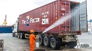 Các Lưu Ý Quan Trọng Về Phí Vệ Sinh Container Trong Vận Tải Hàng Hóa