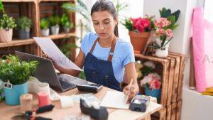 Cách Quản Lý Nhân Viên Tiệm Hoa Tươi Hiệu Quả Tránh Gian Lận