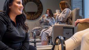 Cách Tạo Chương Trình Khuyến Mãi Thu Hút Cho Tiệm Spa Nail
