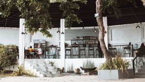 Đánh Giá Hiệu Suất Nhân Viên Quán Cafe Liên Kết Với Báo Cáo Thuế Lao Động