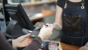 Quầy thanh toán quán ăn giúp khách trả tiền nhanh và rõ ràng