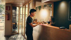 Chương Trình Khách Quay Lại Cho Homestay Nhỏ — Có Cần Không?