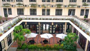 Phong Cách Thiết Kế Nào Hợp Resort Núi? Indochine Hay Bohemian